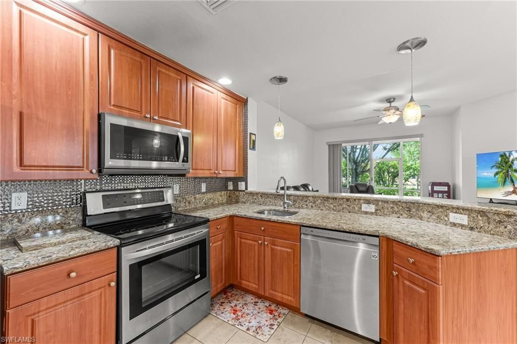 4247 Liron Ave, Unit 104, Fort Myers, FL 33916 Photo