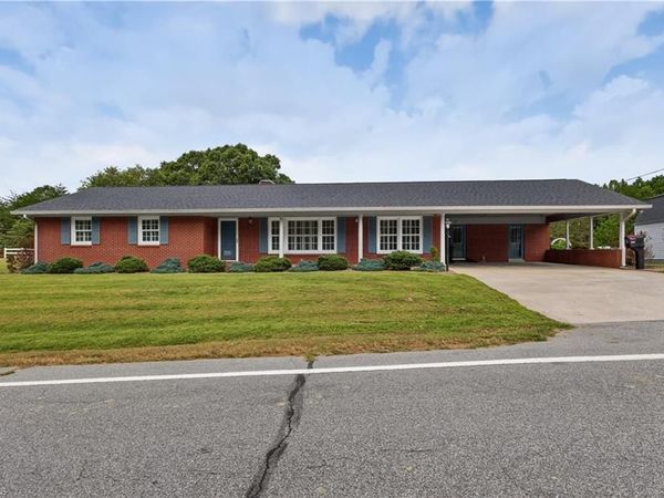 2587 NC Highway 8, Danbury, NC 27016