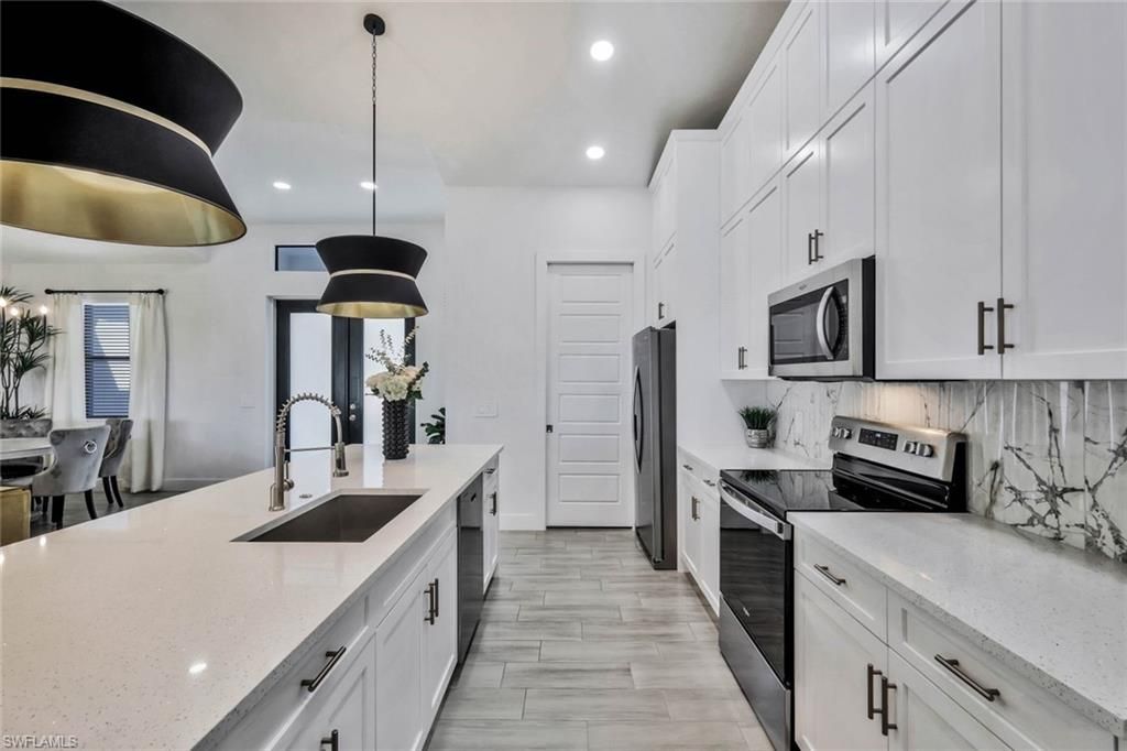 23272 W El Dorado Ave, Bonita Springs, FL 34134 Photo