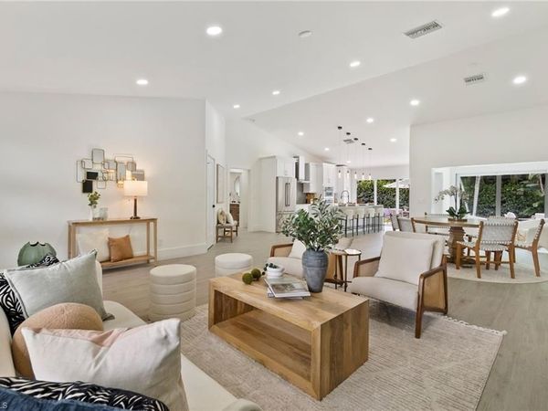 1200 Cypress Woods DR, NAPLES, FL 34103