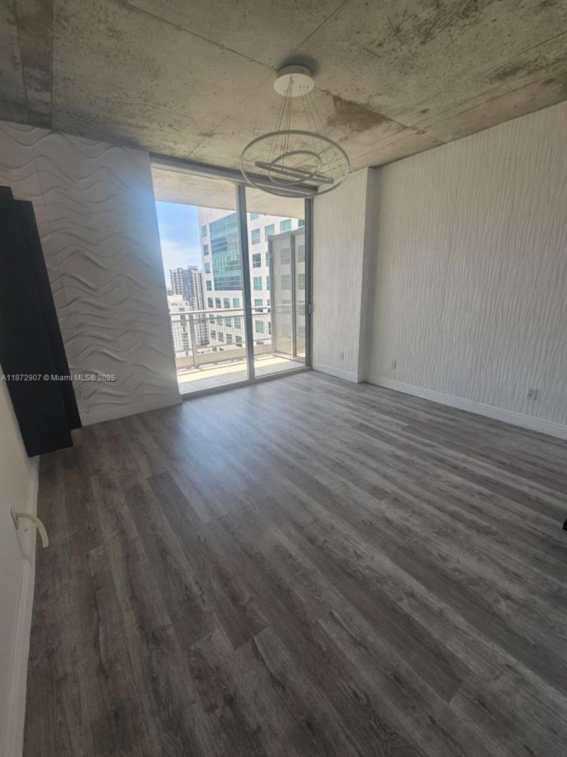 690 SW 1st Ct, Unit 2515, Miami, FL 33130 Photo