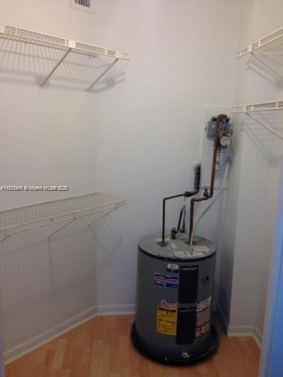 8290 Lake Dr, Unit 230, Doral, FL 33166 Photo