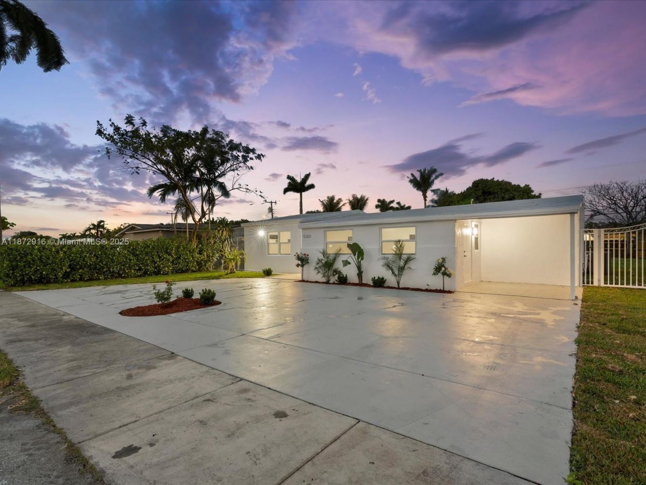 5365 SW 97th Ct, Miami, FL 33165 Photo