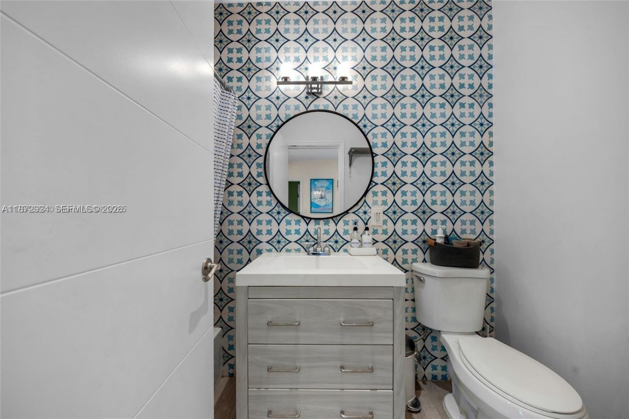 1141 NE 90th St, Miami, FL 33138 Photo