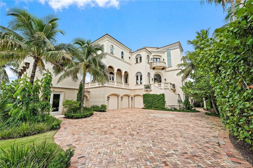 1025 NE Doubloon Drive, Stuart, FL 34996 Photo