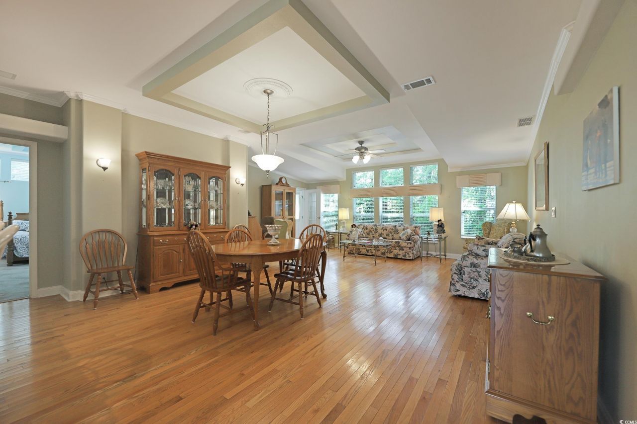 627 Woodholme Dr. Photo 12
