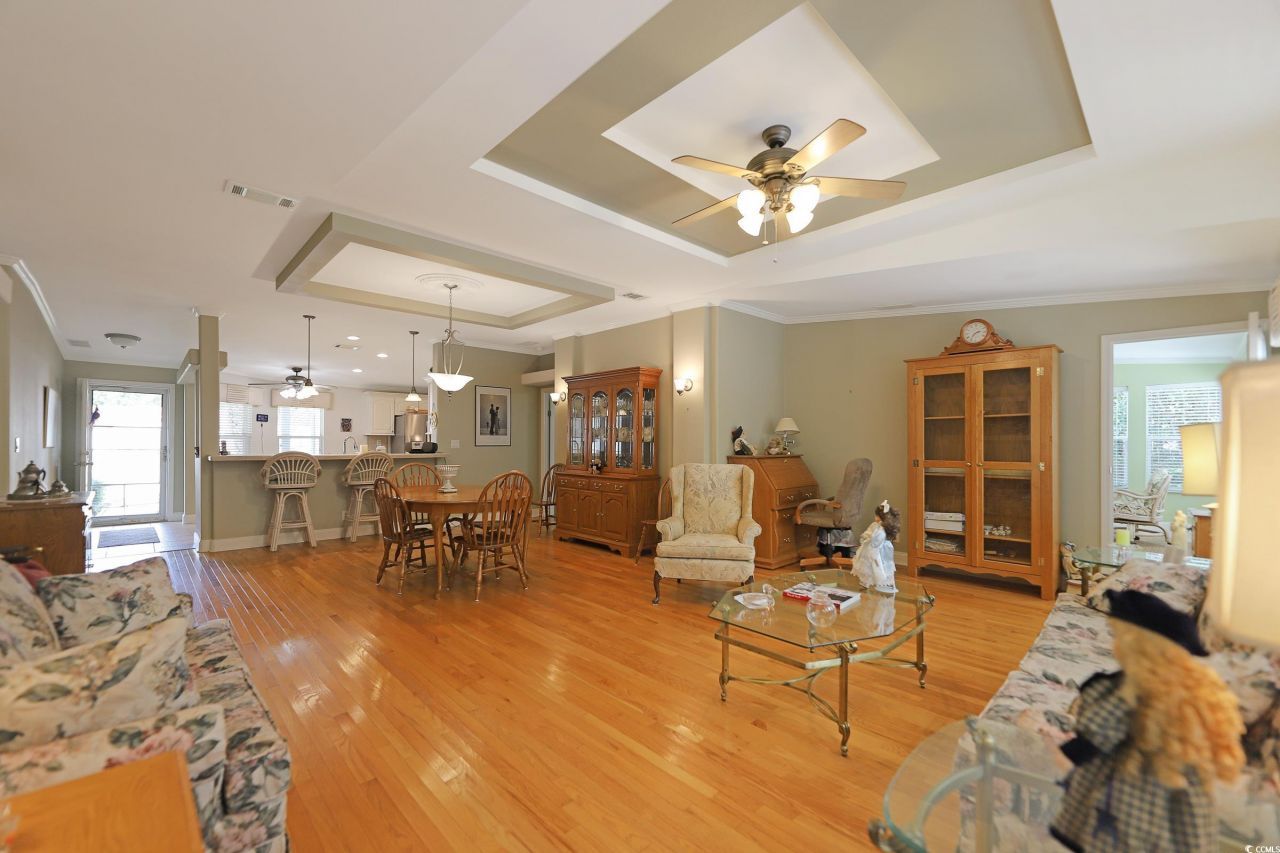 627 Woodholme Dr. Photo 14
