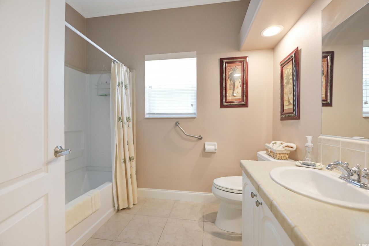 627 Woodholme Dr. Photo 26
