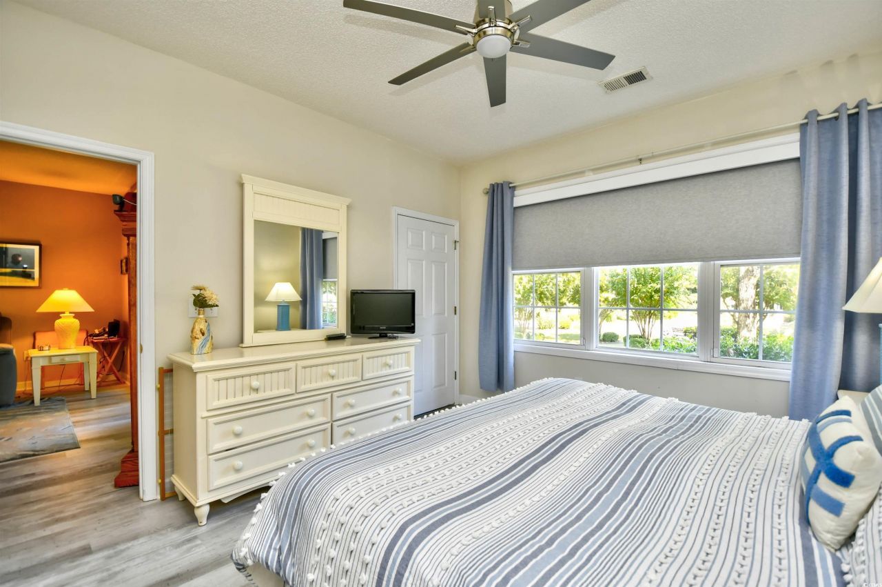 5801 Oyster Catcher Dr. Photo 15