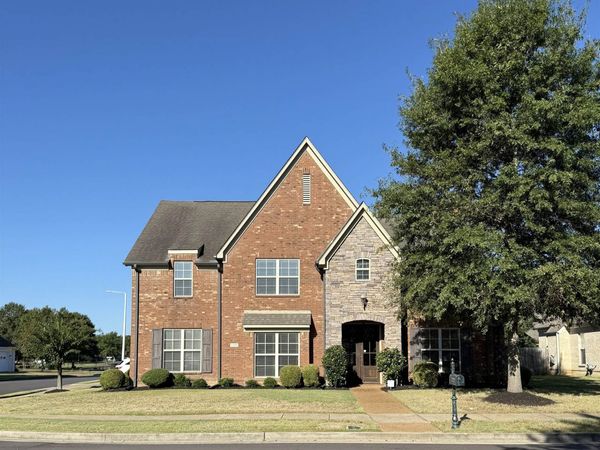 1371 RAINDROP DR, Collierville, TN 38017