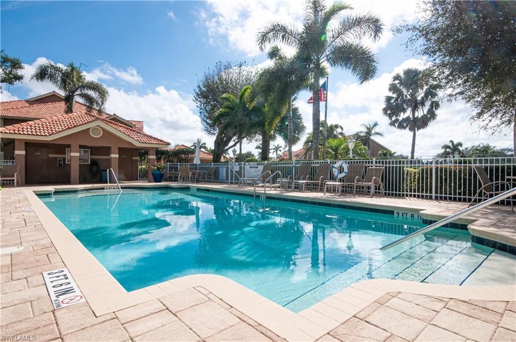 13217 Sherburne Cir, Unit 504, Bonita Springs, FL 34135 Photo