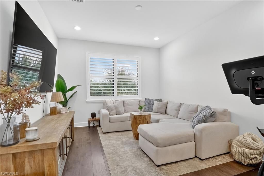 20111 Camellia Crosse Ln, Estero, FL 33928 Photo