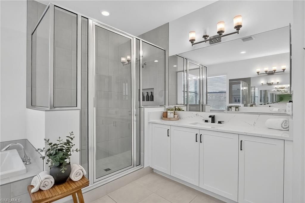 20111 Camellia Crosse Ln, Estero, FL 33928 Photo