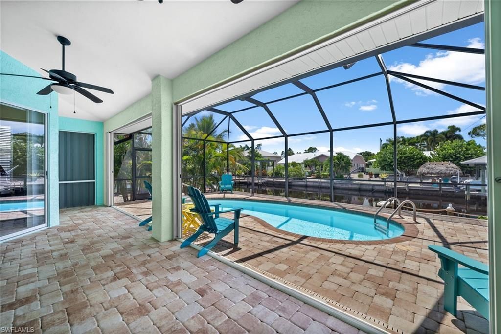 3527 Manatee Dr, Saint James City, FL 33956 Photo