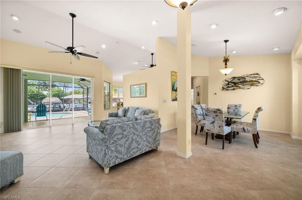 3527 Manatee Dr, Saint James City, FL 33956 Photo