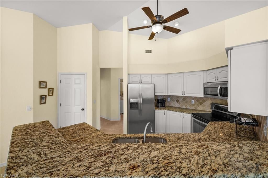 3527 Manatee Dr, Saint James City, FL 33956 Photo