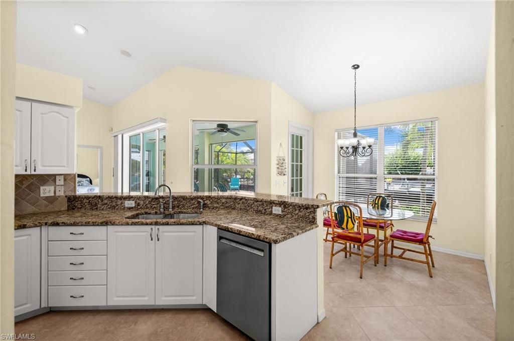 3527 Manatee Dr, Saint James City, FL 33956 Photo