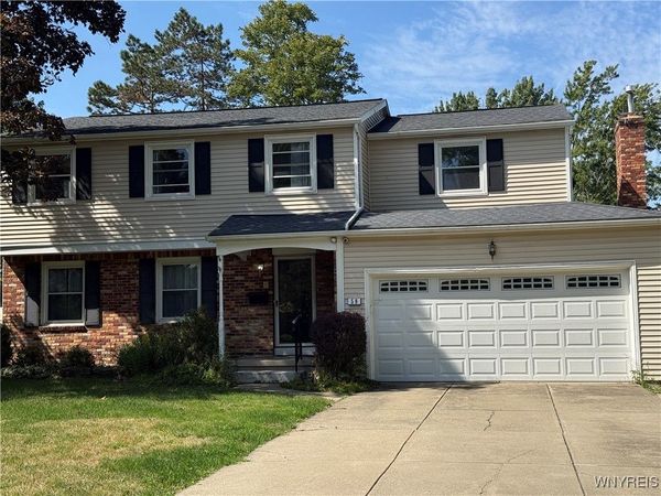 59 Laurie Lea, Buffalo, NY 14221