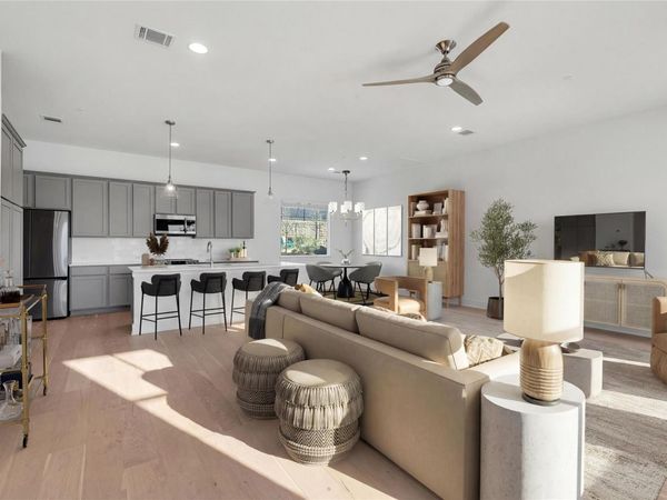 2050 Lohmans SPUR, Unit 603, Lakeway, TX 78734