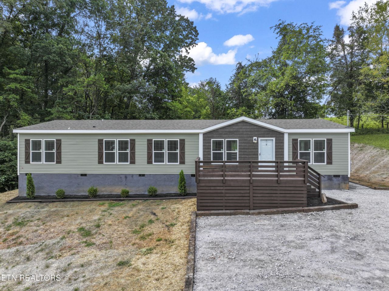 2839 Wayland Rd, Knoxville, TN 37914 Main Photo