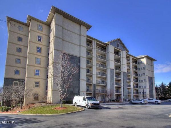 124 Plaza Drive, Pigeon Forge, TN 37863