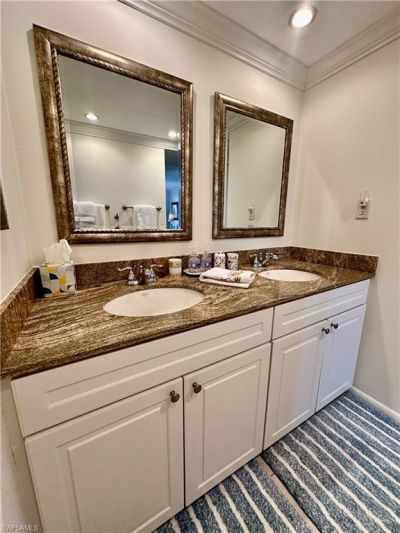 555 Park Shore Dr, Unit B403, Naples, FL 34103 Photo