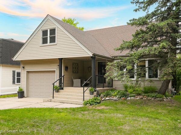 9422 Central Avenue, Oak Lawn, IL 60453