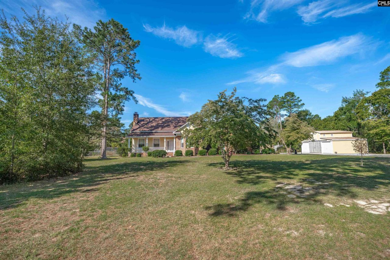 716 Longtown Road W Photo 38