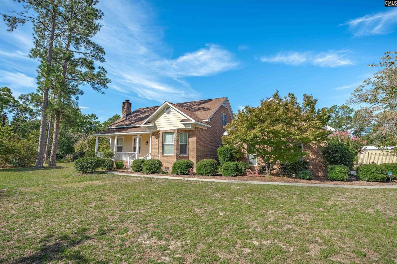 716 Longtown Road W Photo 41