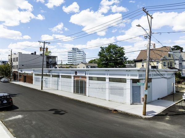 80 Sagamore St, Quincy, MA 02171