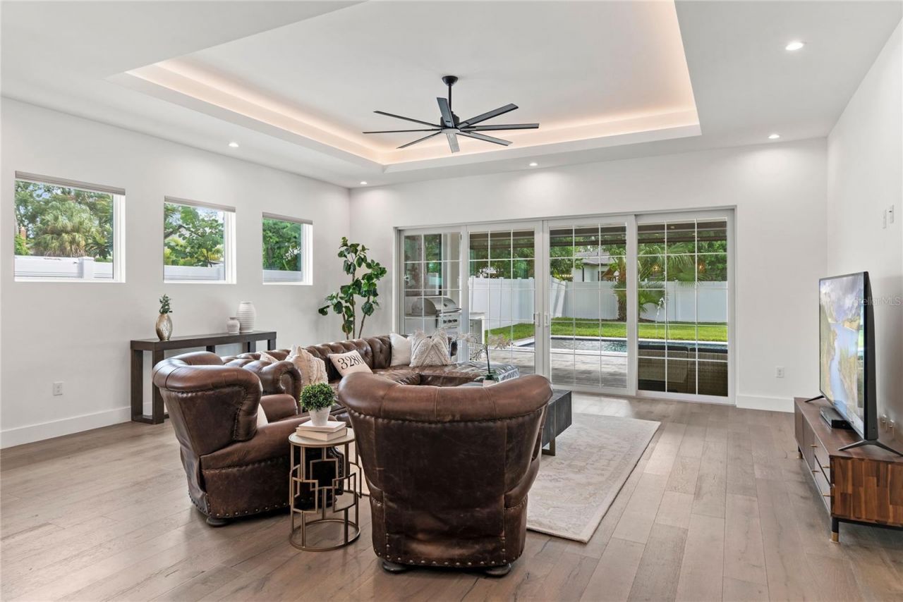 2219 Musselwhite Avenue, Orlando, FL 32804 Photo