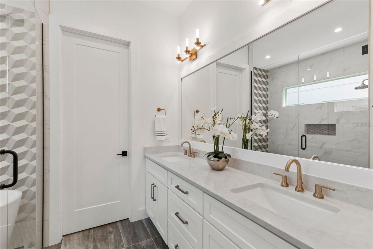 2219 Musselwhite Avenue, Orlando, FL 32804 Photo