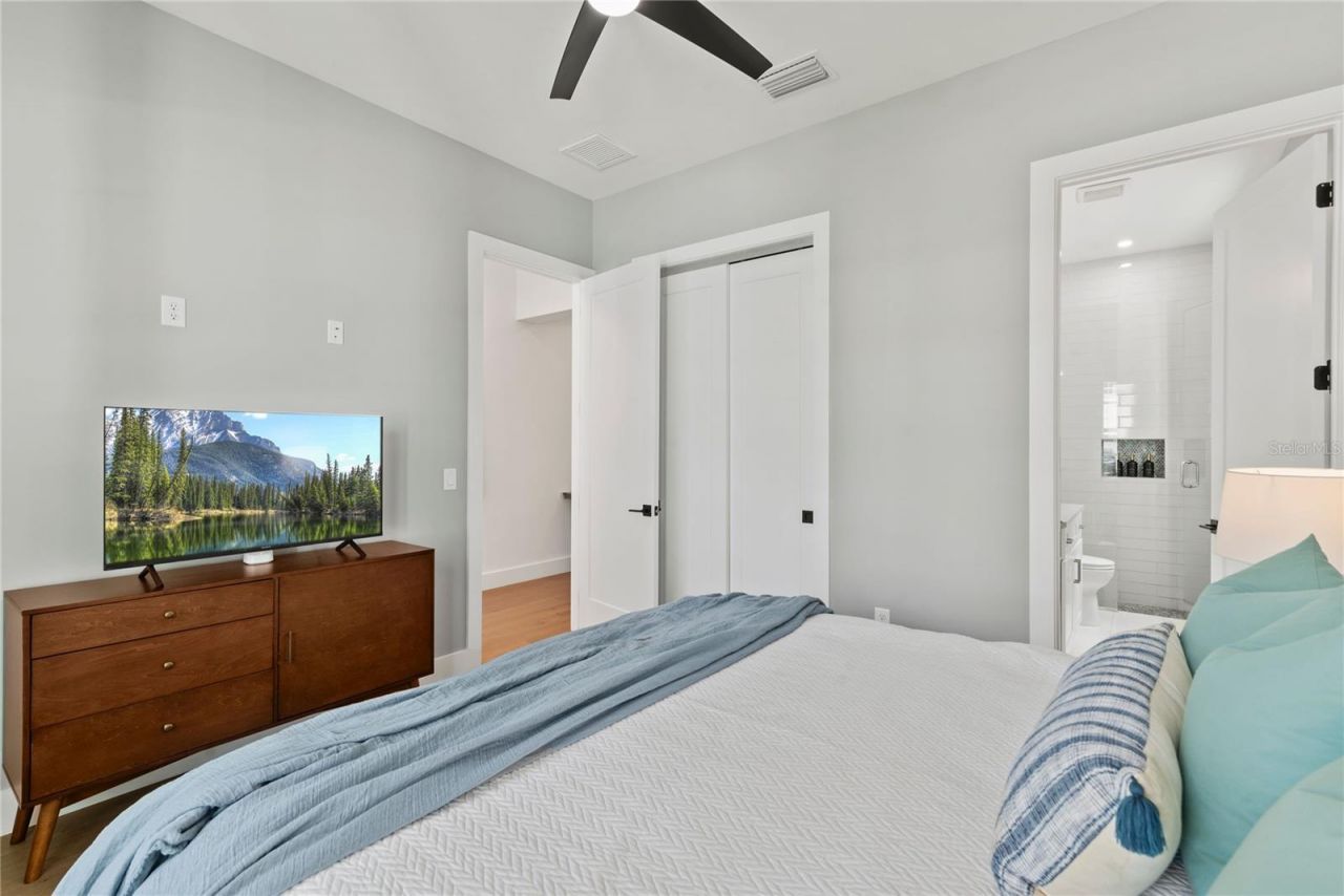 2219 Musselwhite Avenue, Orlando, FL 32804 Photo