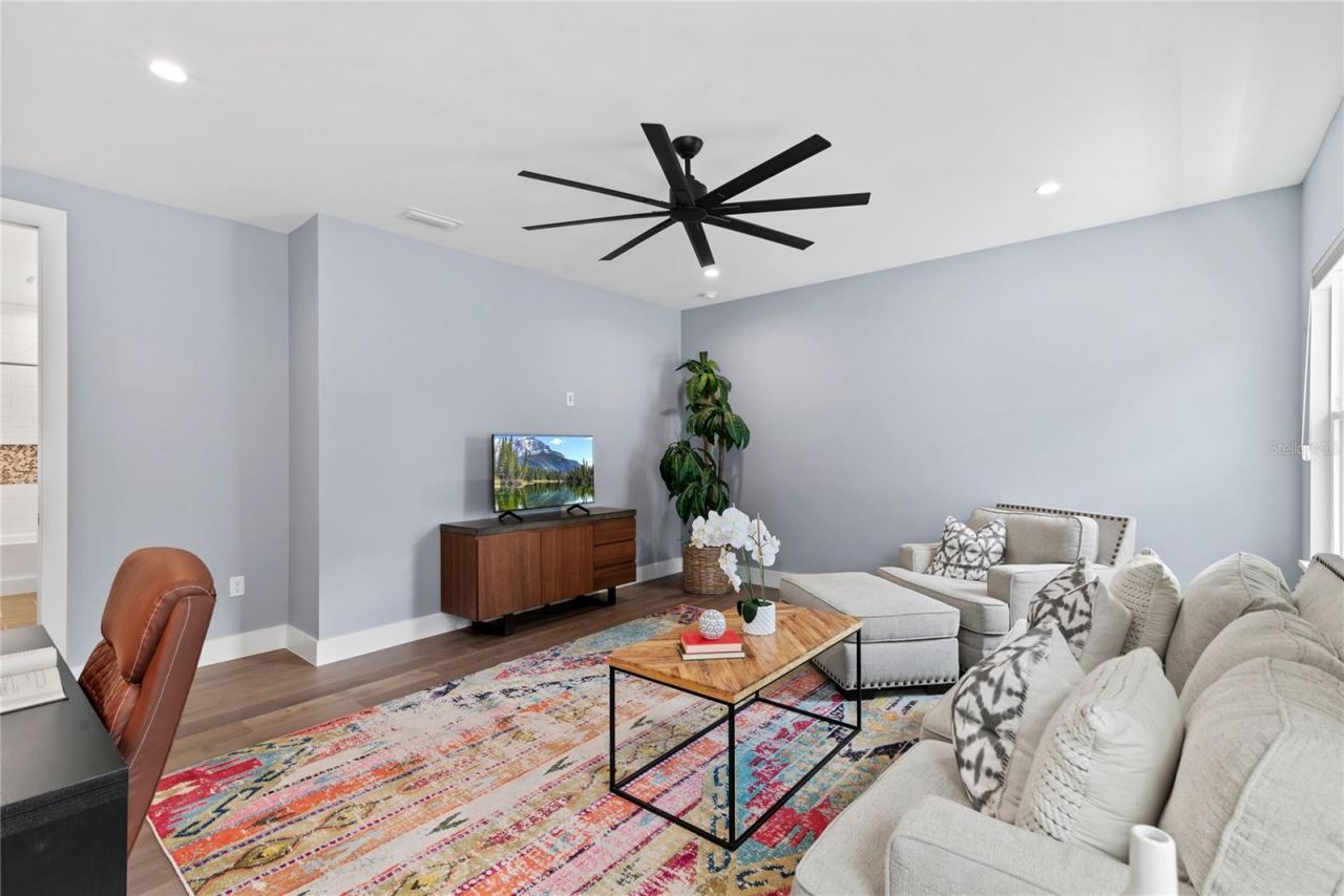 2219 Musselwhite Avenue, Orlando, FL 32804 Photo