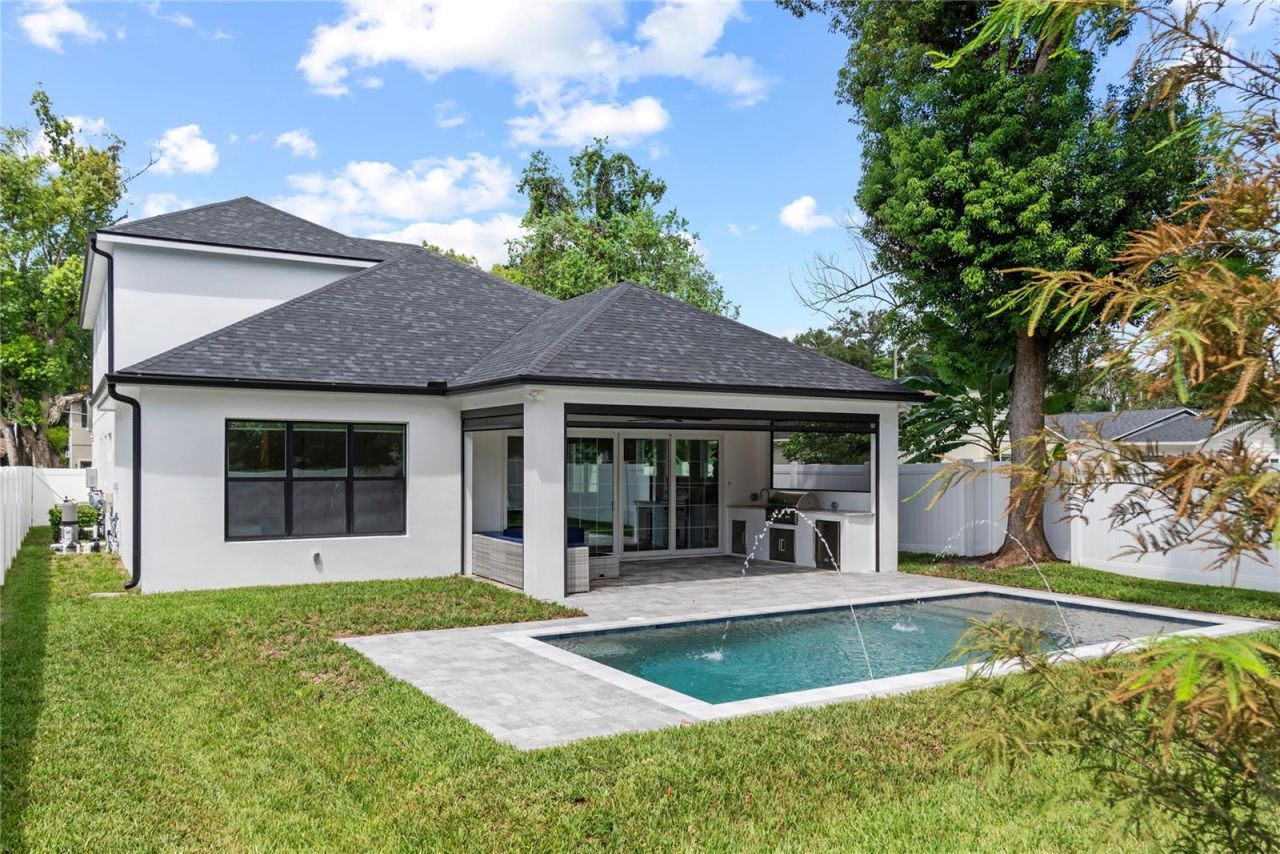 2219 Musselwhite Avenue, Orlando, FL 32804 Photo