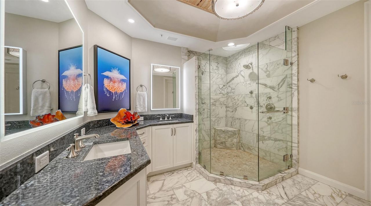 435 L Ambiance Drive, Unit L707, Longboat Key, FL 34228 Photo