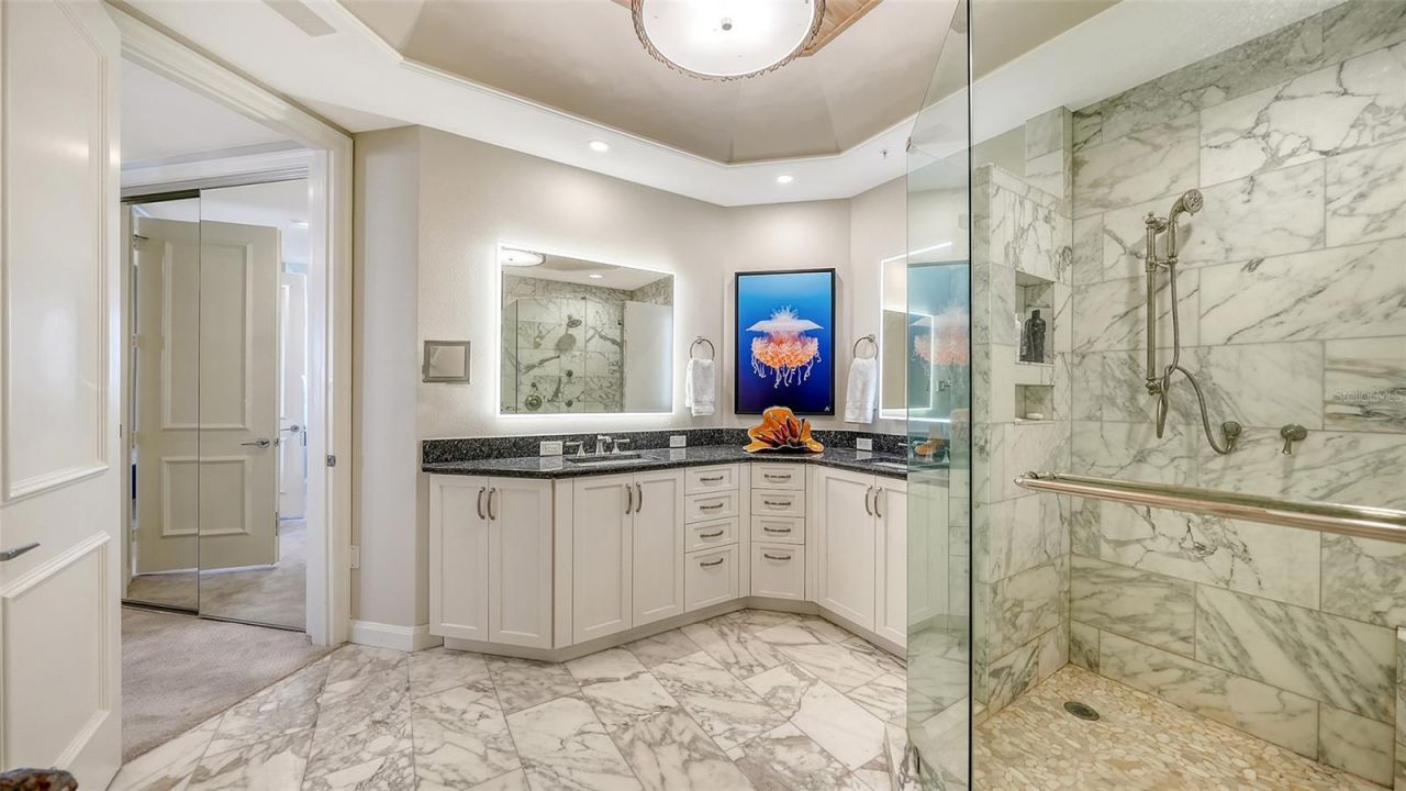 435 L Ambiance Drive, Unit L707, Longboat Key, FL 34228 Photo