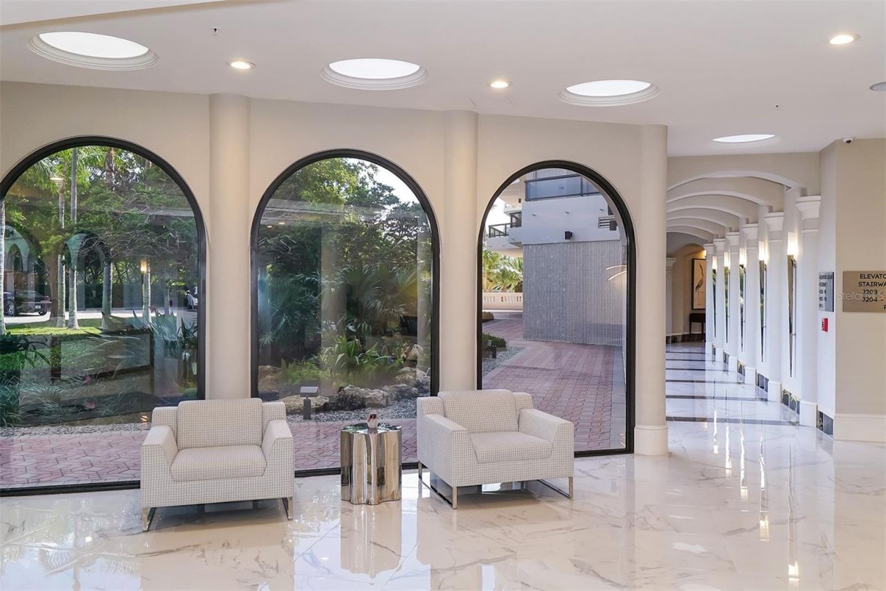 435 L Ambiance Drive, Unit L707, Longboat Key, FL 34228 Photo