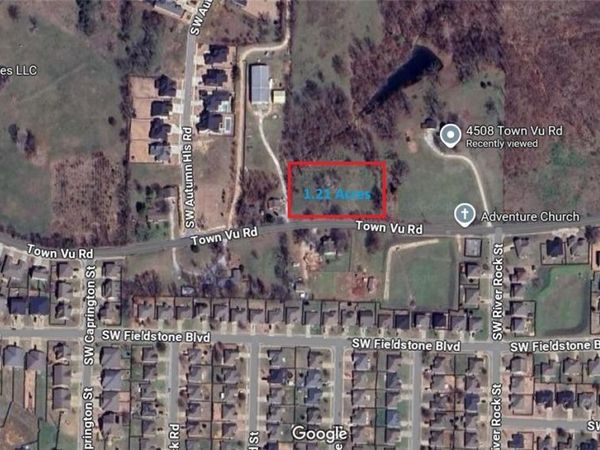 Town Vu Road, Bentonville, AR 72712