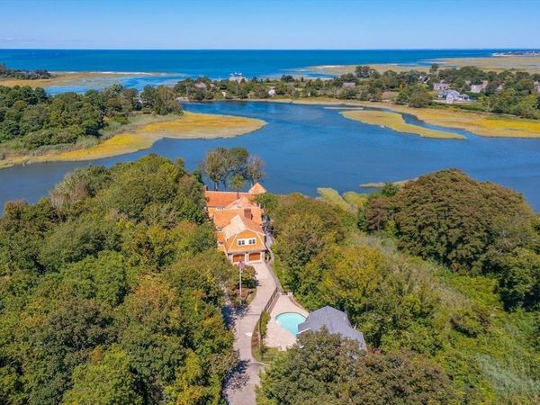 4390 Main, Barnstable, MA 02637