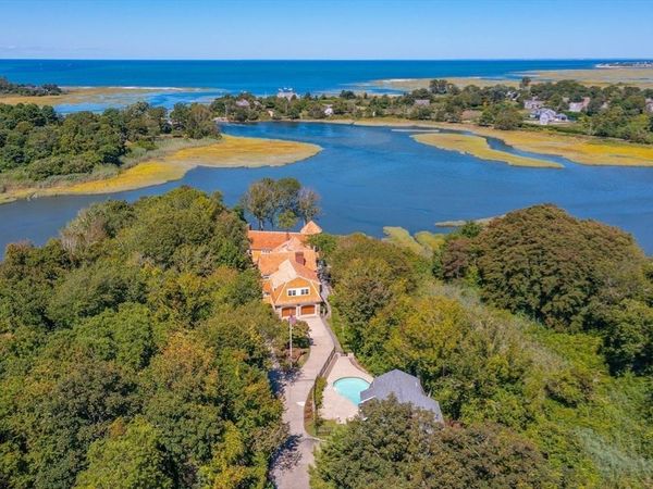 4390 Main, Barnstable, MA 02637