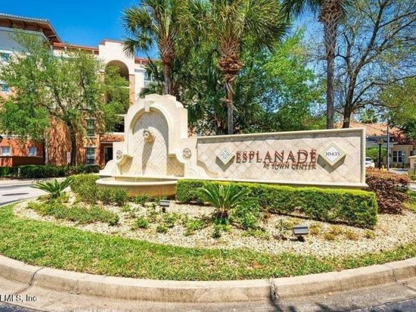 10435 MIDTOWN Parkway, Unit 356, Jacksonville, FL 32246