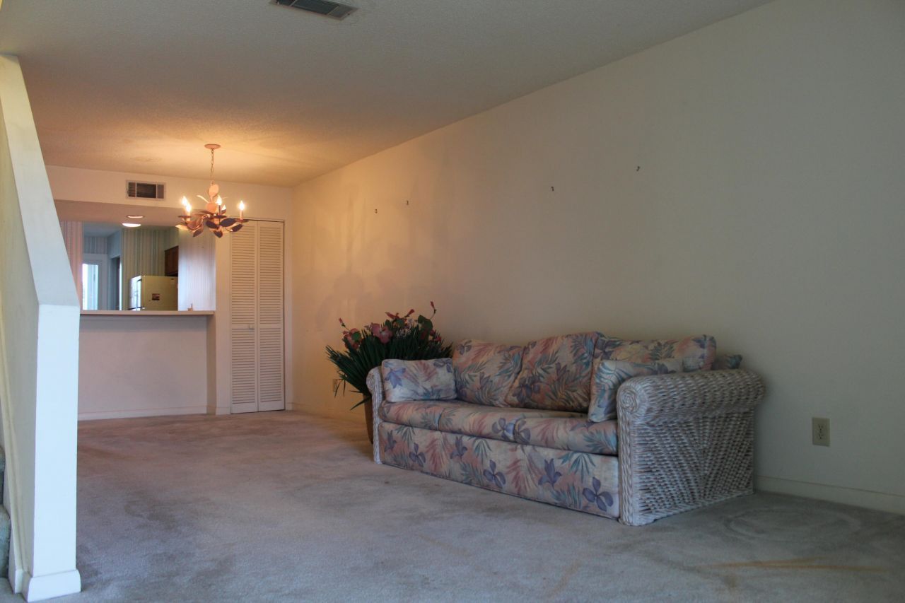 17 W Mariners Cay Drive Photo 9