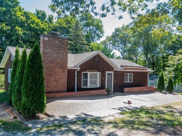 7 Harrimac Lane, Putnam Valley, NY 10579