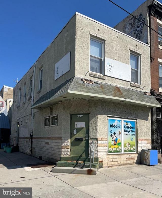 237 E Girard Avenue, Philadelphia, PA 19125 Main Photo