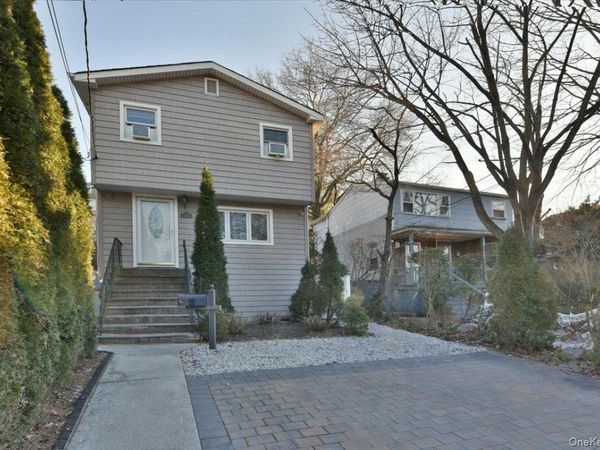 28 Charles Street, Port Washington, NY 11050