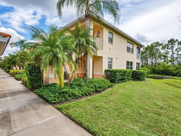 4215 VICENZA DRIVE, Unit B1, VENICE, FL 34293
