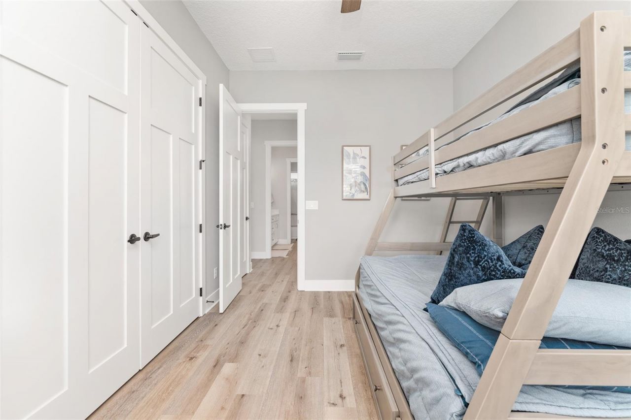 2540 NE 108th Lane, Oxford, FL 34484 Photo