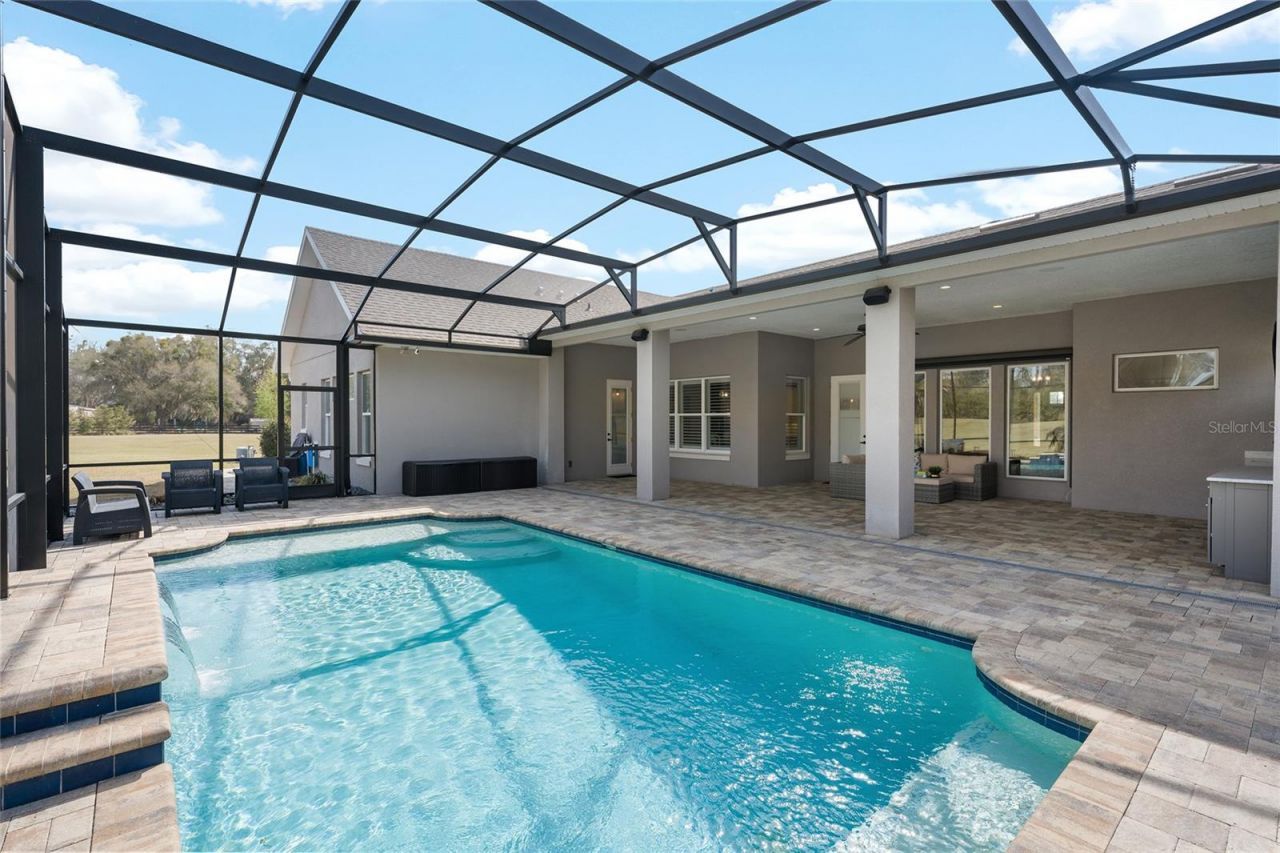 2540 NE 108th Lane, Oxford, FL 34484 Photo