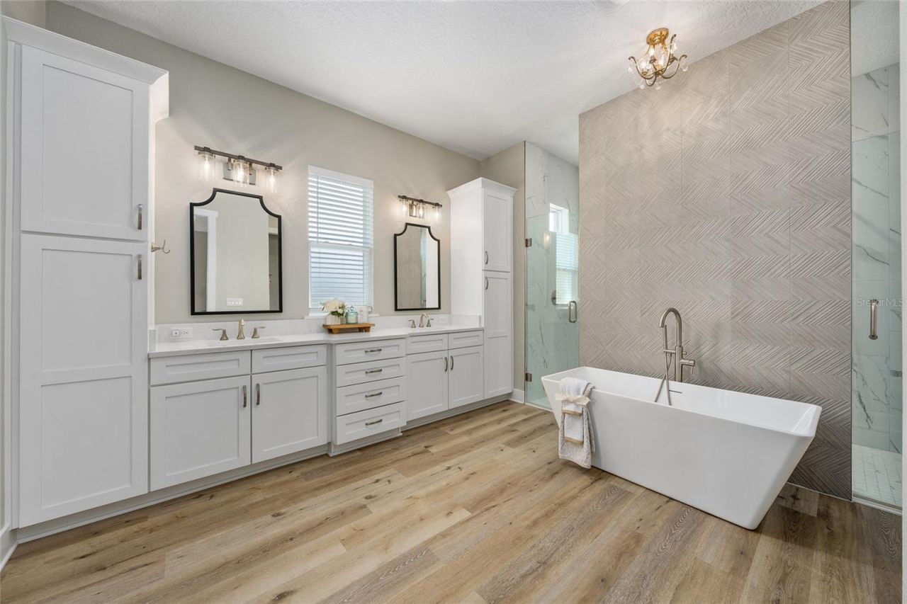 2540 NE 108th Lane, Oxford, FL 34484 Photo